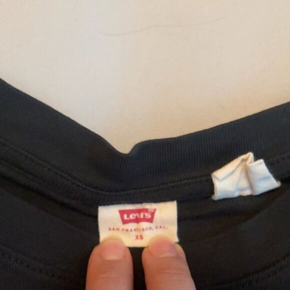 Levi's Long Sleeve Tee - Picture 2 of 3